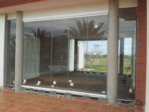 CRISVALTA Cristalería, Carpintería de Aluminio y Toldos en Don Benito