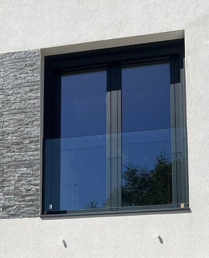 Cristalería Carpintería de Aluminio Lucar