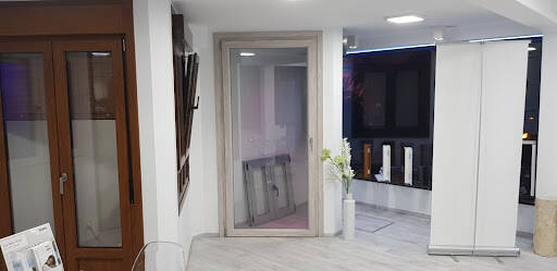 ROISA, Ventanas y cerramientos