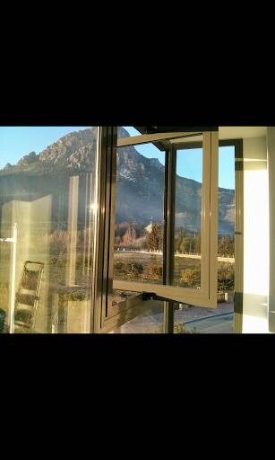 Taller Santazos - Carpintería Metálica de Aluminio, Hierro y Cerrajería, PVC y Cristalería.