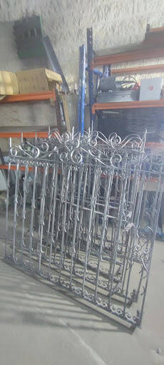 VIMADI METAL S.L. servicio de chorro de arena y carpintería metálica